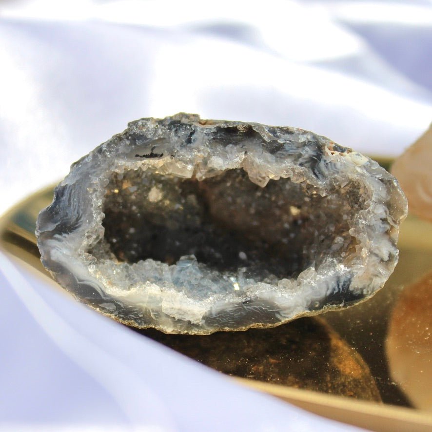 Agate Geode - Conscious Crystals New Zealand Crystal and Spiritual Shop
