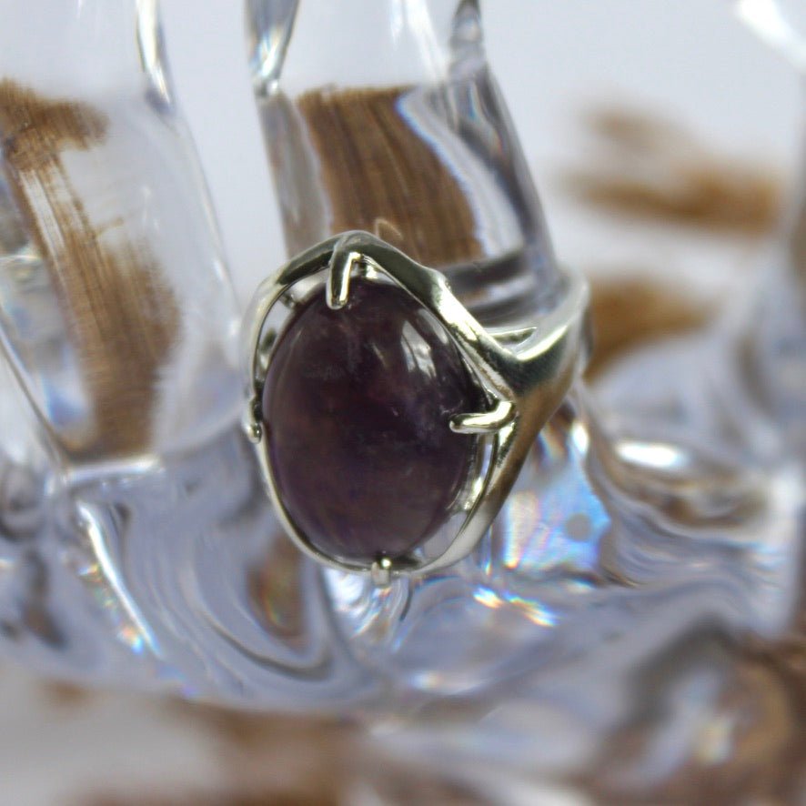 Amethyst Oval Ring - Conscious Crystals New Zealand Crystal and Spiritual Shop