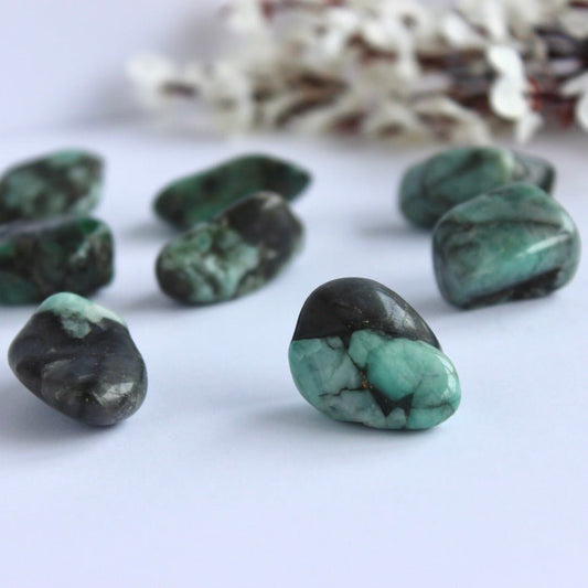 Emerald Tumble - Conscious Crystals New Zealand Crystal and Spiritual Shop