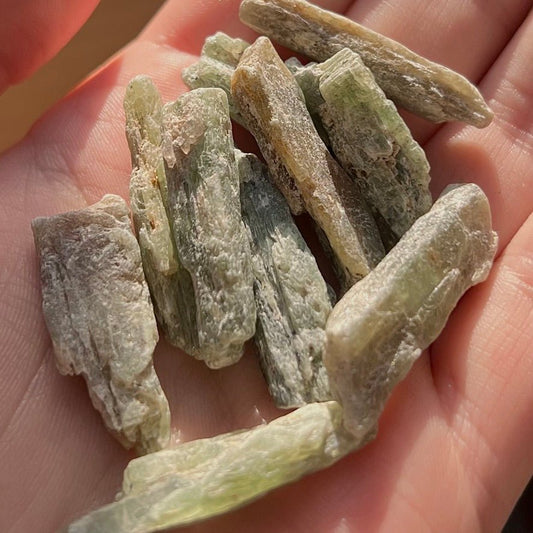 Green Kyanite Blade - Conscious Crystals New Zealand Crystal and Spiritual Shop