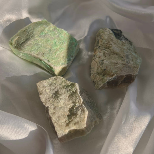 Green Moonstone Raw - Conscious Crystals New Zealand Crystal and Spiritual Shop