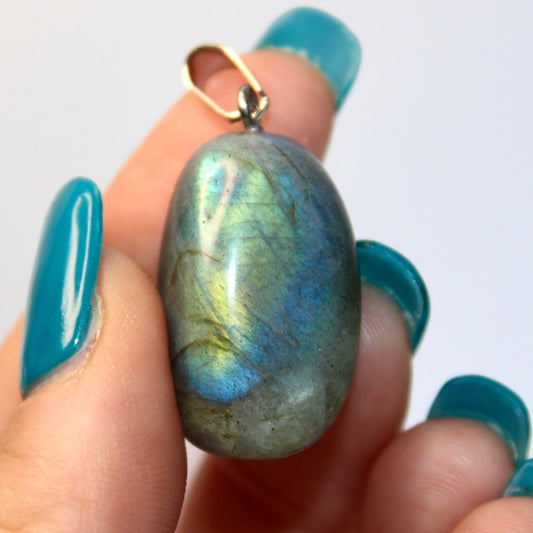 Labradorite Tumble Pendant - Conscious Crystals New Zealand Crystal and Spiritual Shop